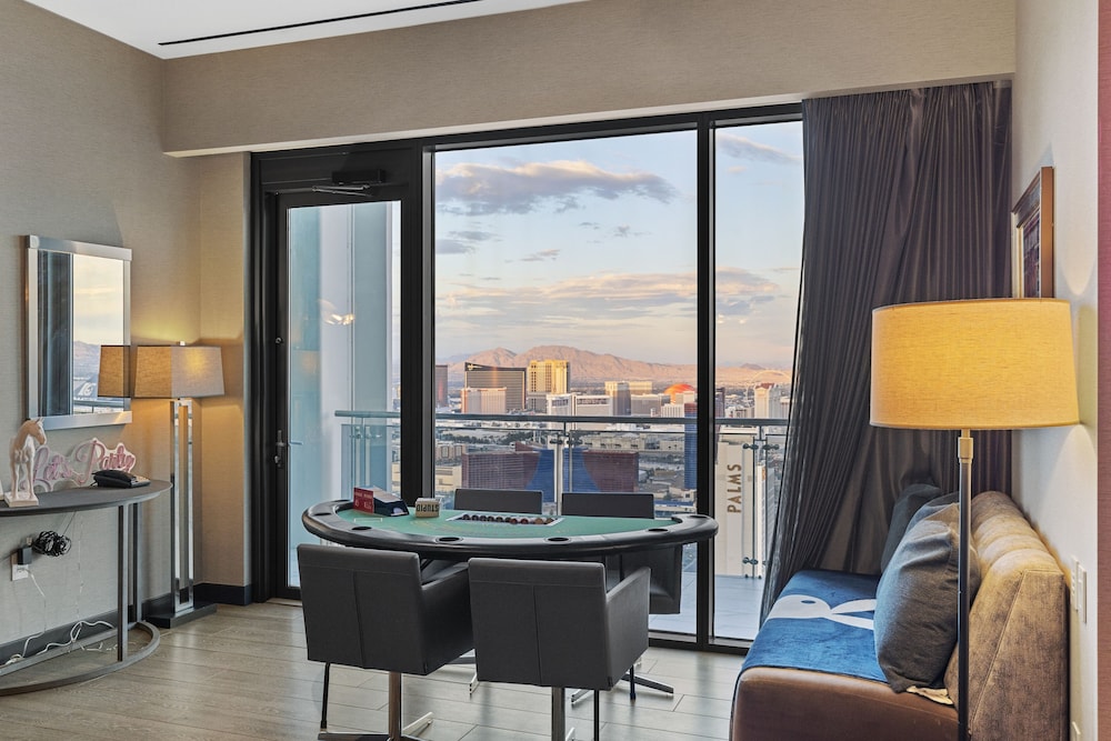 StripViewSuites at Palms Place Penthouses - photo 125