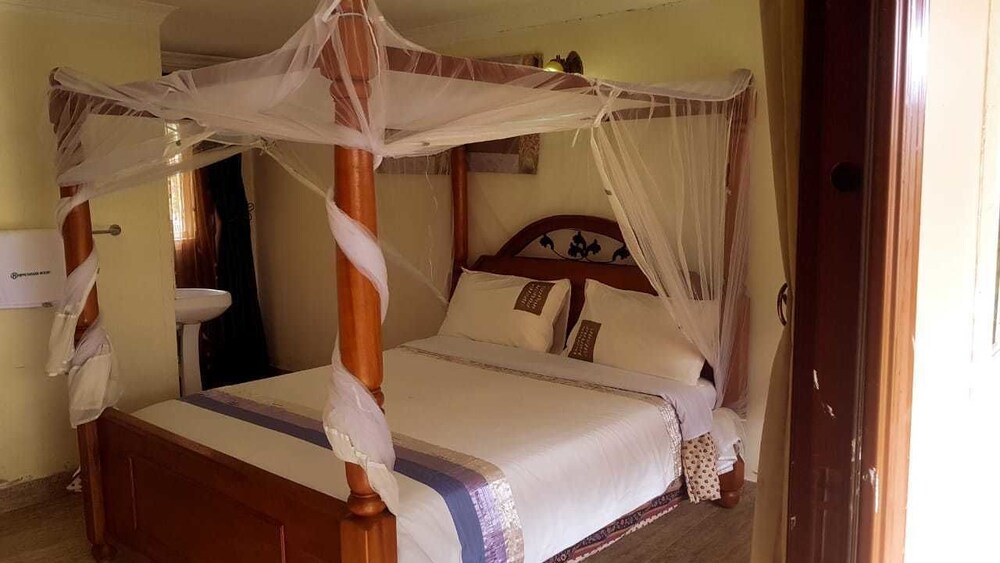 Hippo Safaris Resort in Naivasha, Kenya