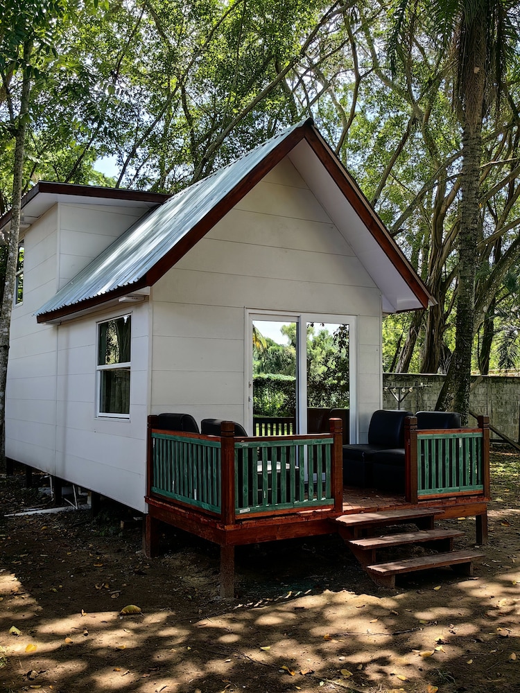 Hotel Cabañas River Park in Omoa, Honduras