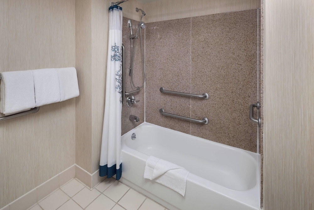 Residence Inn by Marriott Kansas City Country Club Plaza - photo 25