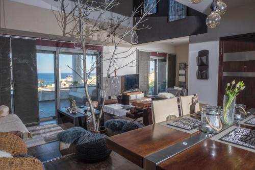 Relux Suite — 4-Star Luxury Hotel in Agios Nikolaos, Greece