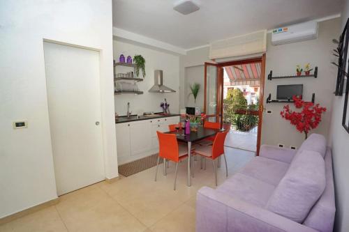 Carlo House — 4-Star Luxury Hotel in Giardini-Naxos, Italy