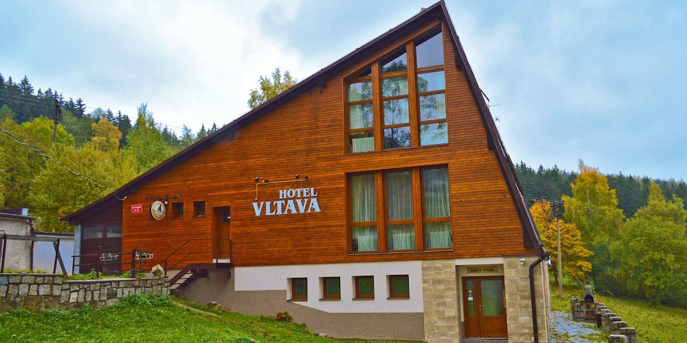 Hotel Vltava — hotel in Vrchlabi
