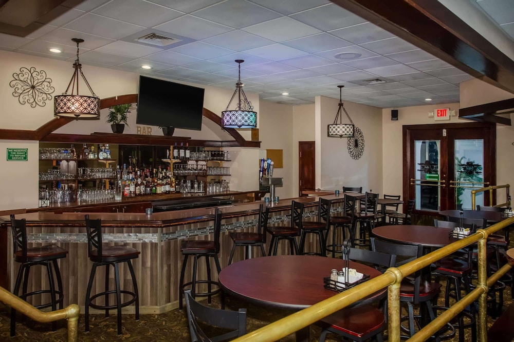 Sonesta Select Hotels Statesville - photo 27