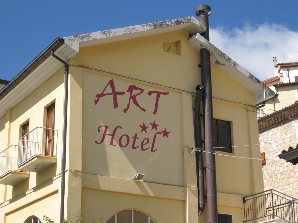 Art Hotel — hotel in Villetta Barrea