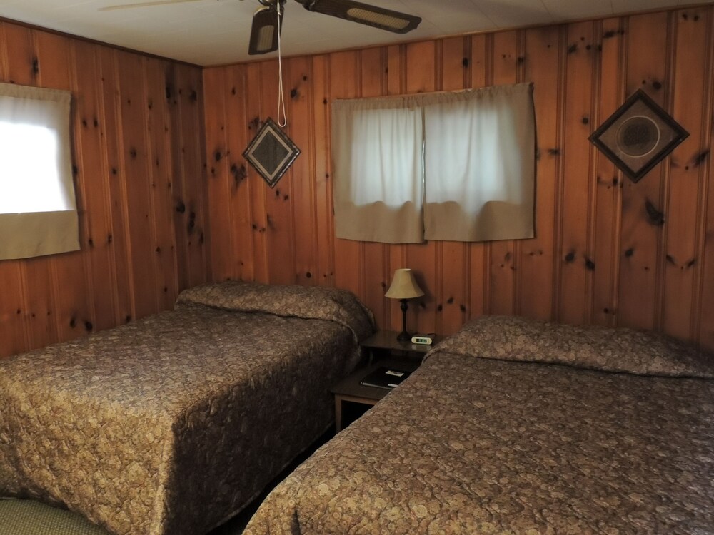 Lake George Diamond Cove - photo 29