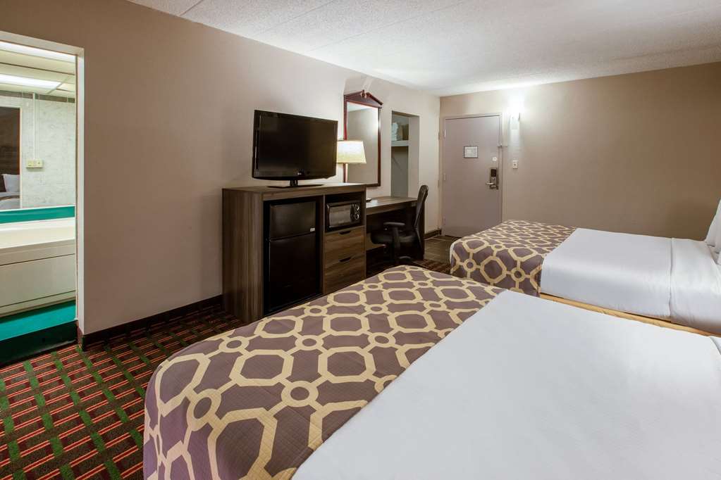 Baymont by Wyndham Northwood - photo 23