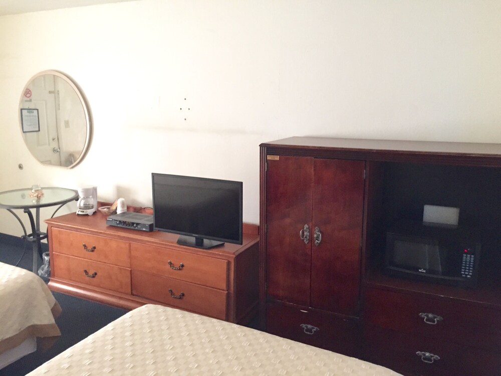 Jasmine Garden Inn - photo 15