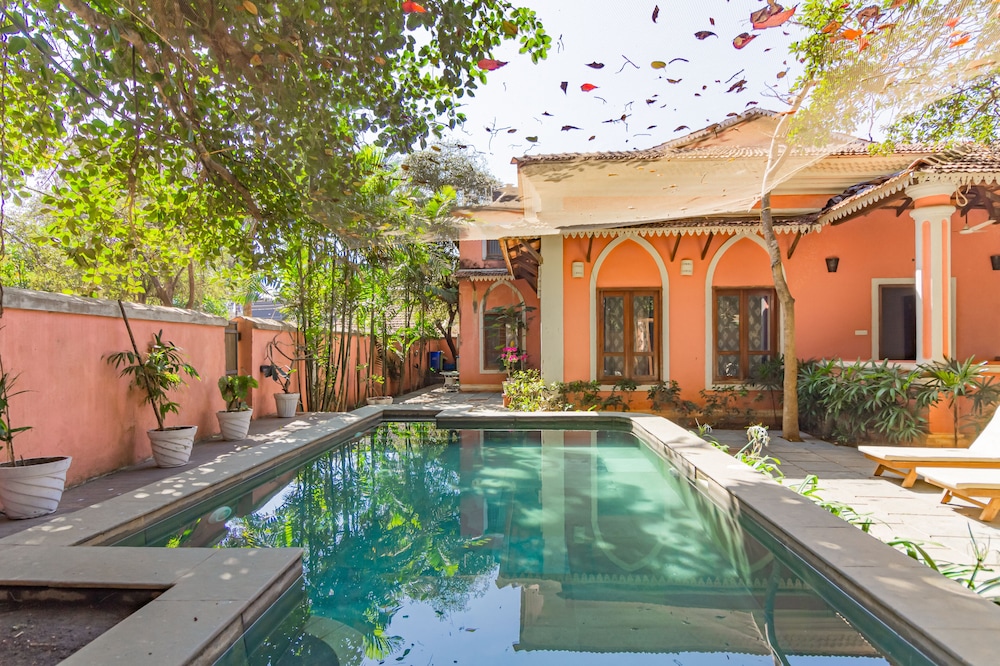 Beach Villa With Private pool — 4-Star Luxury Hotel in Mormugao, India