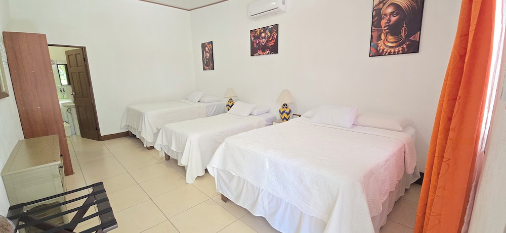 Hotel Tortuguero Beachfront in Roxana, Costa Rica