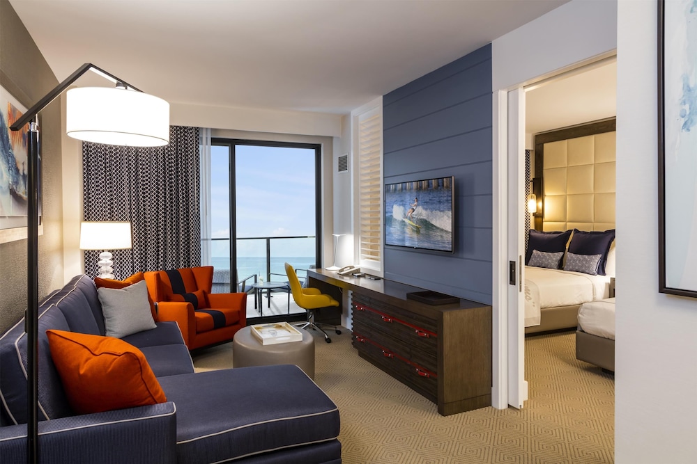 The Waterfront Beach Resort A Hilton Hotel - photo 63