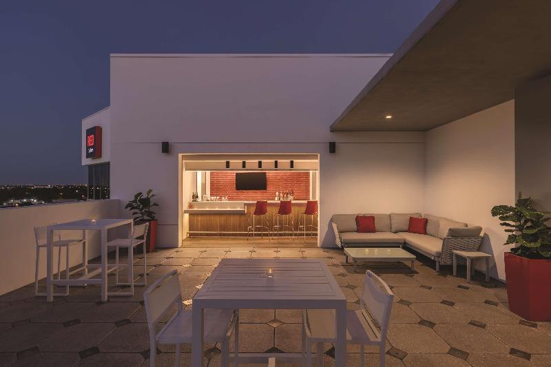 Kompose Boutique Hotel Miami Airport - photo 42