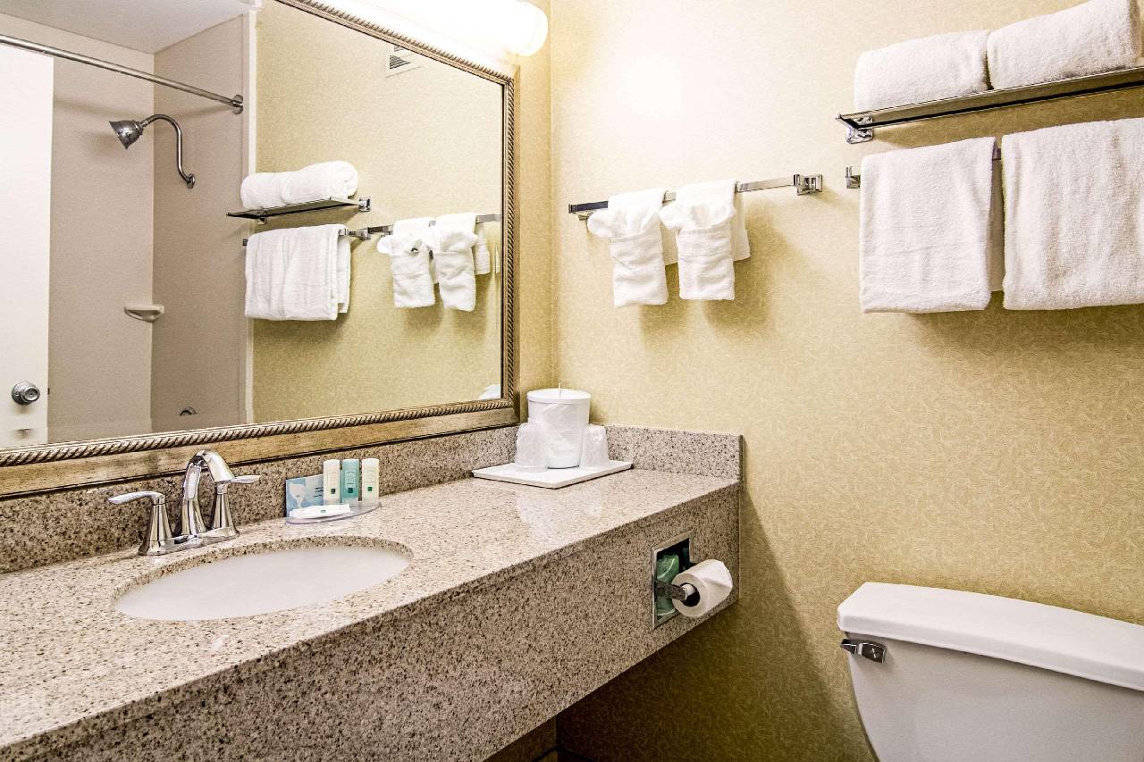 Quality Inn Fremont OH - photo 2