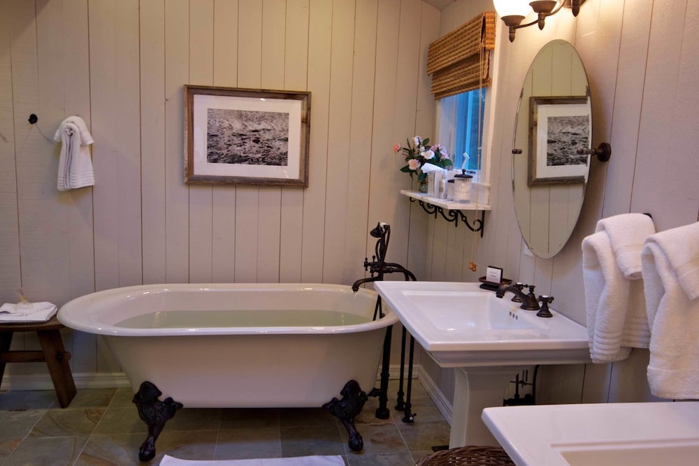 Mill House Inn - photo 107
