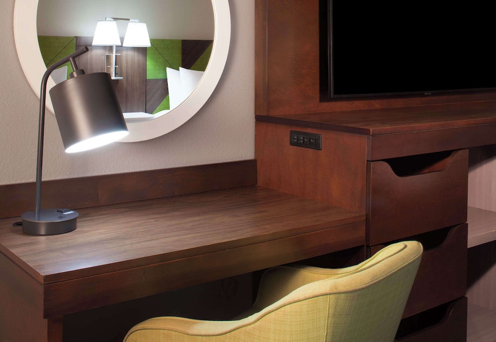 Hampton Inn & Suites Atlanta Airport North I 85 - photo 8
