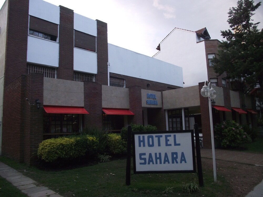 Hotel Sahara — hotel in Villa Gesell