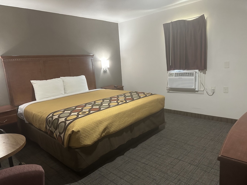 Llano Motel - photo 25