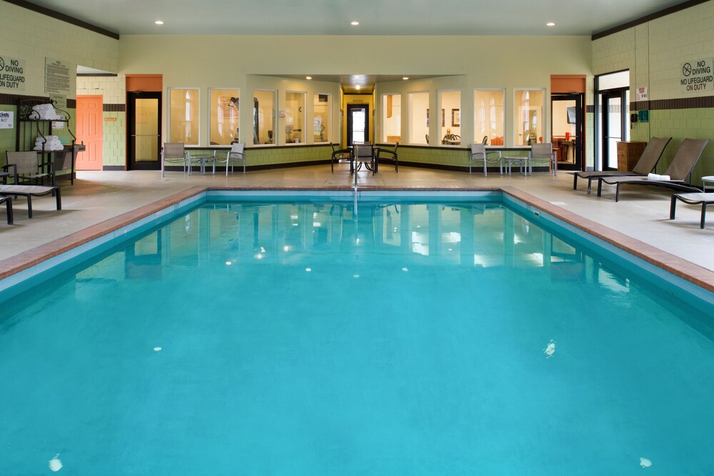 Charwood Suites - photo 17