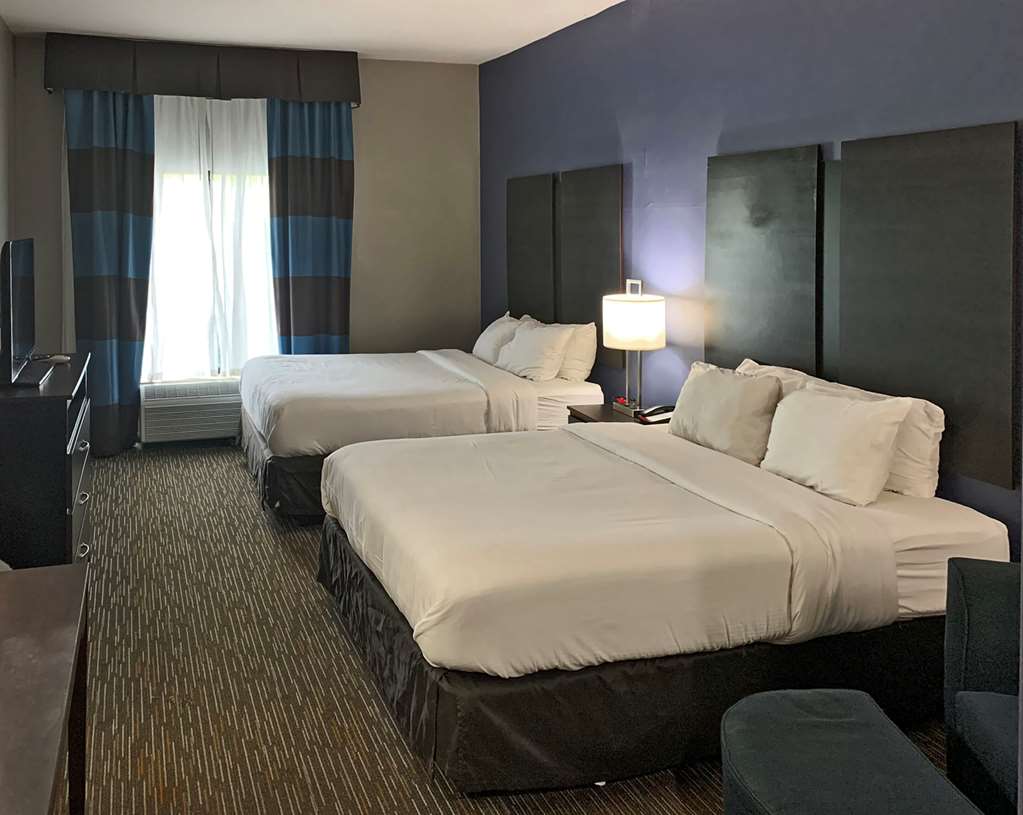 Comfort Inn & Suites Columbus North - photo 9