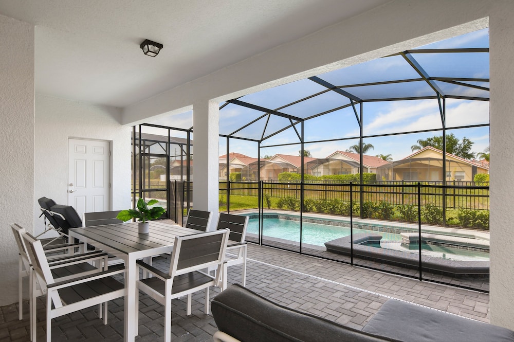 Relax in Style Pool Resort Amenities Near Disney - photo 30