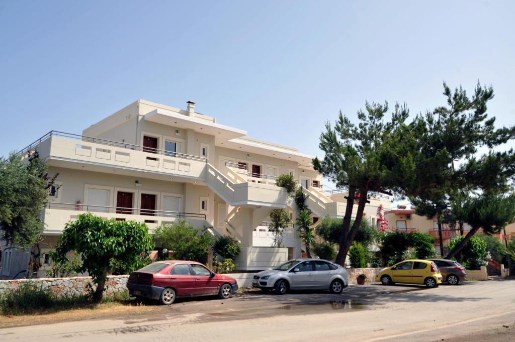 Hotel Ekavi in Agia Marina, Greece