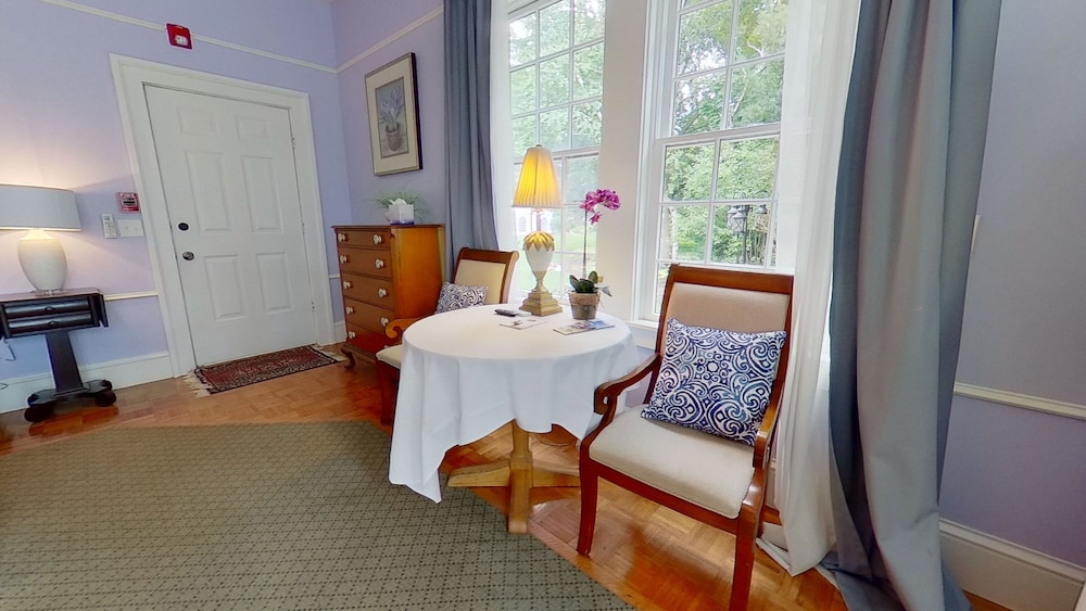 John Joseph Inn - photo 4