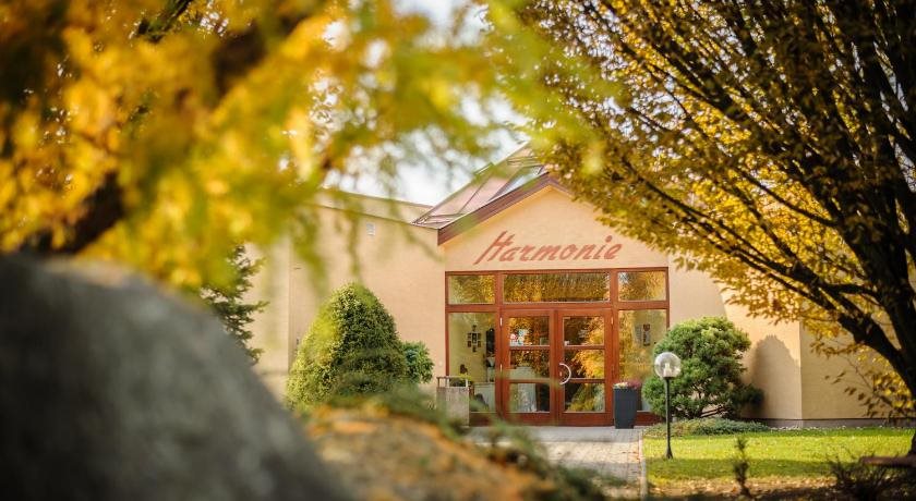 Hotel Harmonie - last minute hotel in Zastavka