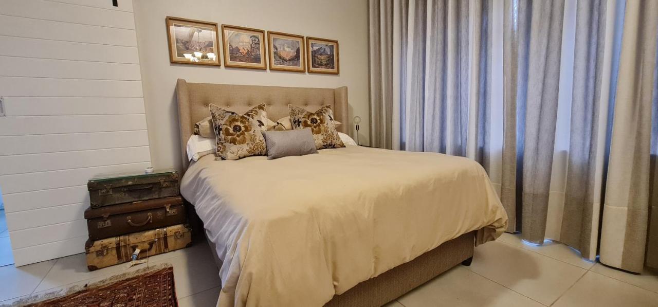 Luxury Cottage Malmesbury — 4-Star Luxury Hotel in Malmesbury, South Africa