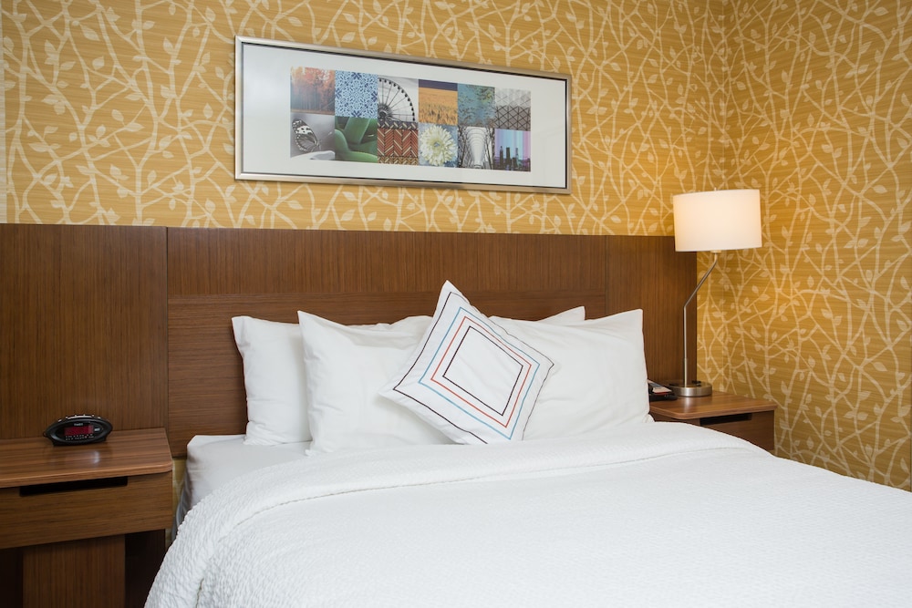 Fairfield Inn by Marriot Manchester Boston Regional Airport - photo 6