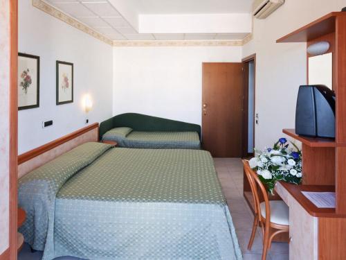 Hotel Joli — Alba Adriatica — photo 3