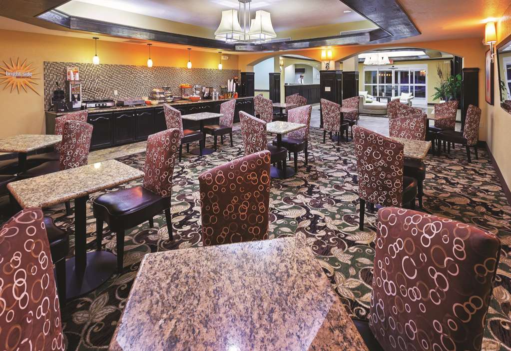 La Quinta Inn & Suites by Wyndham Searcy - photo 23
