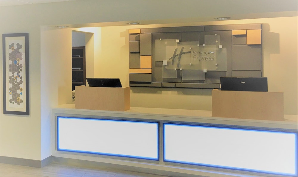 Holiday Inn Express Lebanon by IHG - photo 36
