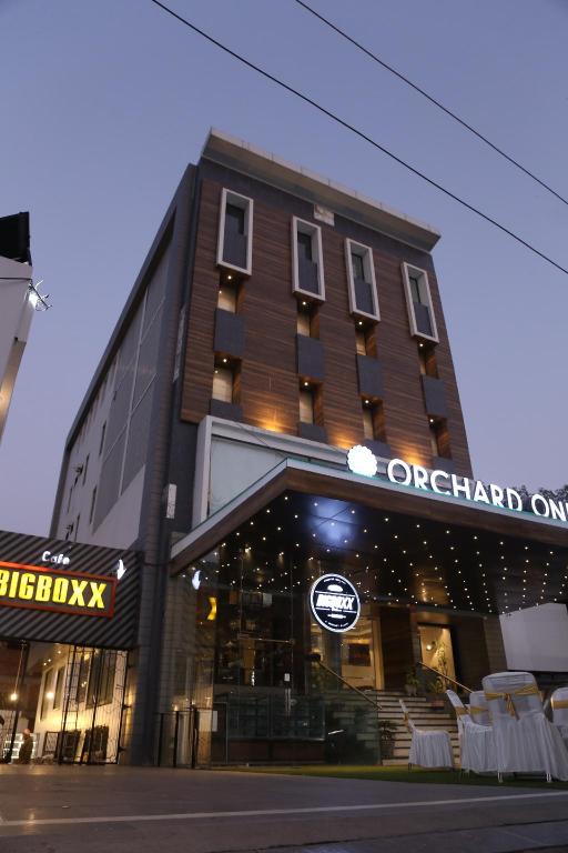 Hotel Orchard One@Civil Lines Prayagraj in Allahabad, India