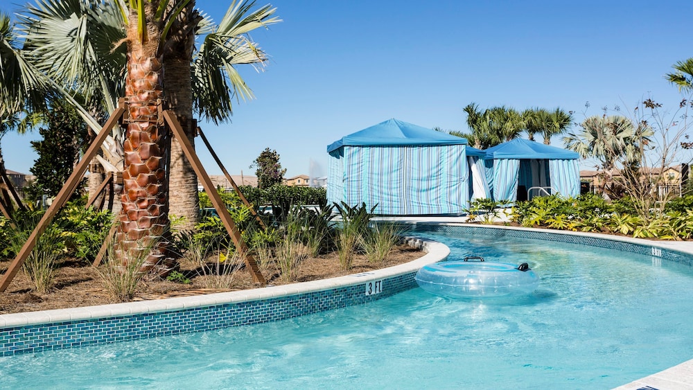 Family friendly Oasis With Game Room & Pool - photo 28