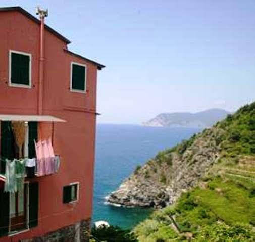 Locanda La Lanterna in Riomaggiore, Italy