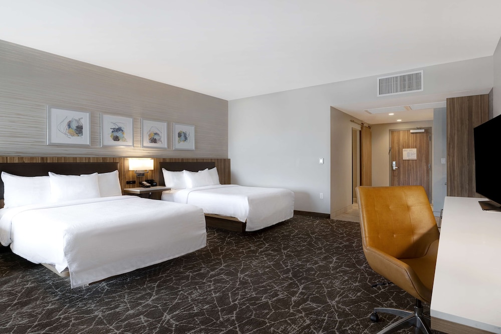 Hilton Garden Inn Anaheim Resort - photo 17