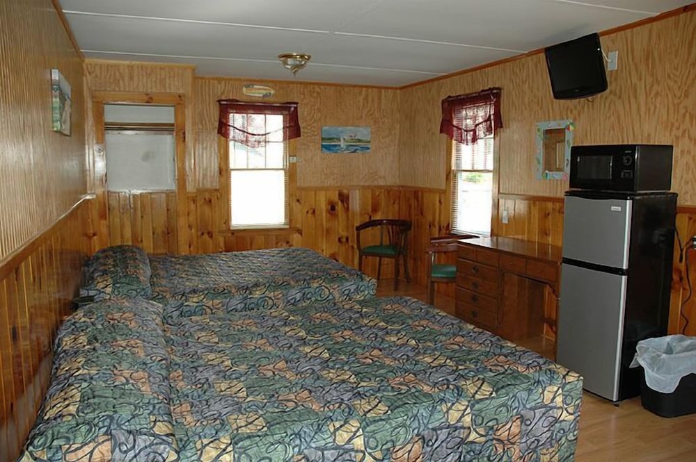 Channel Watefront Cottages - photo 9
