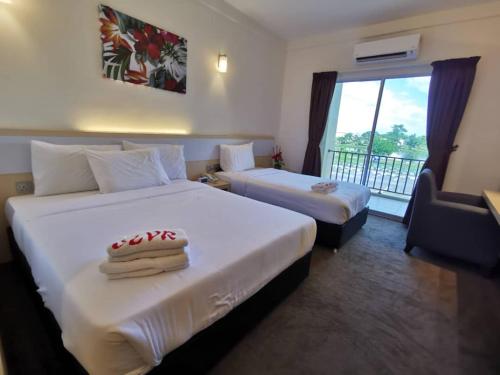 Serdang Lake View Resort — Parit Buntar — photo 3
