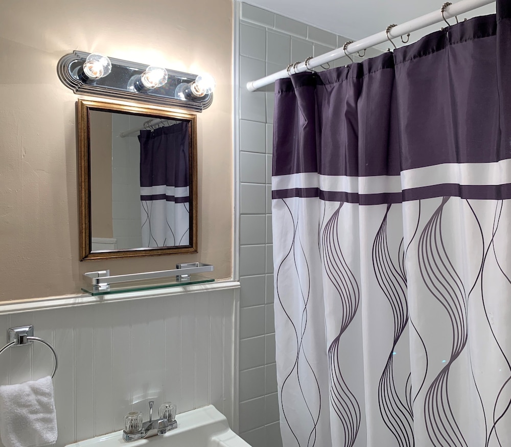 Vineyard Harbor Motel Private Beach - photo 256