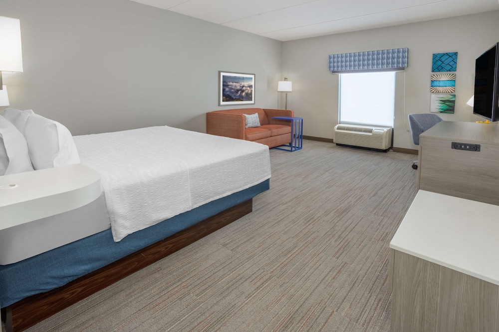 Hampton Inn Harriman Woodbury - photo 17