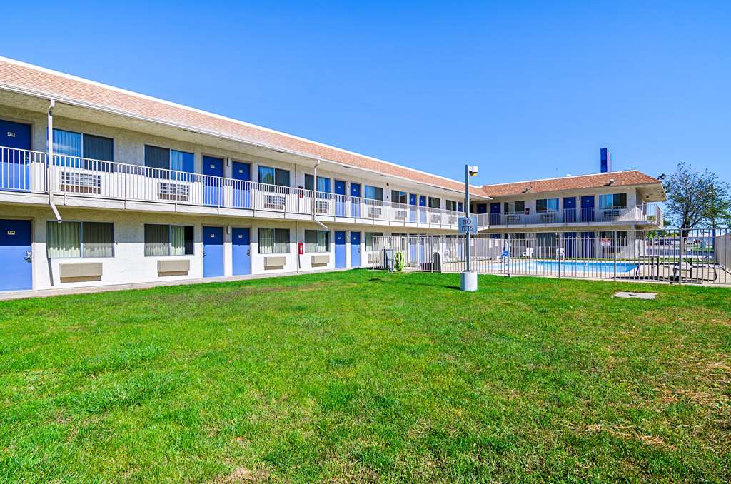 Motel 6 Mitchell SD - photo 3
