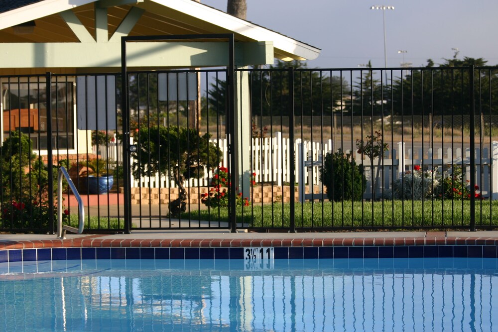 Rodeway Inn at Morro Bay - photo 21