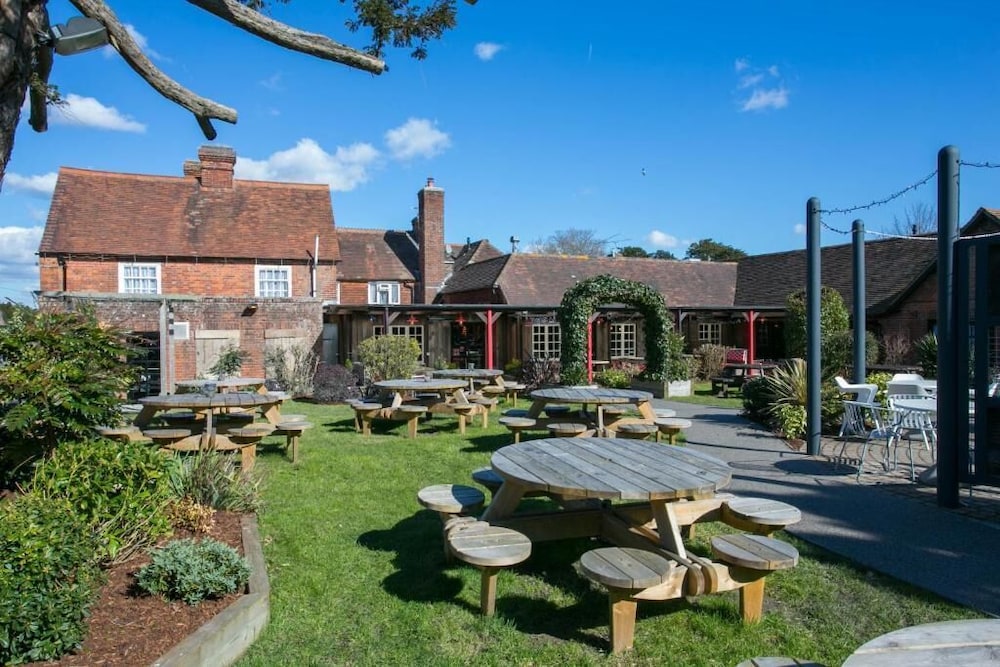 Huntsman Of Brockenhurst — Brockenhurst