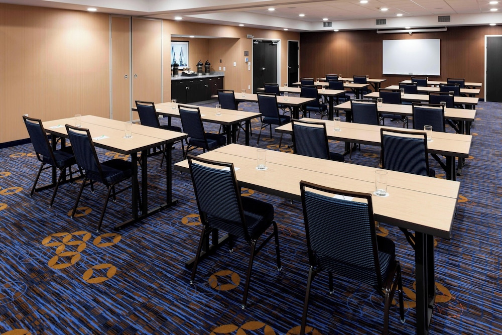 Courtyard by Marriott Houston North Shenandoah - photo 22