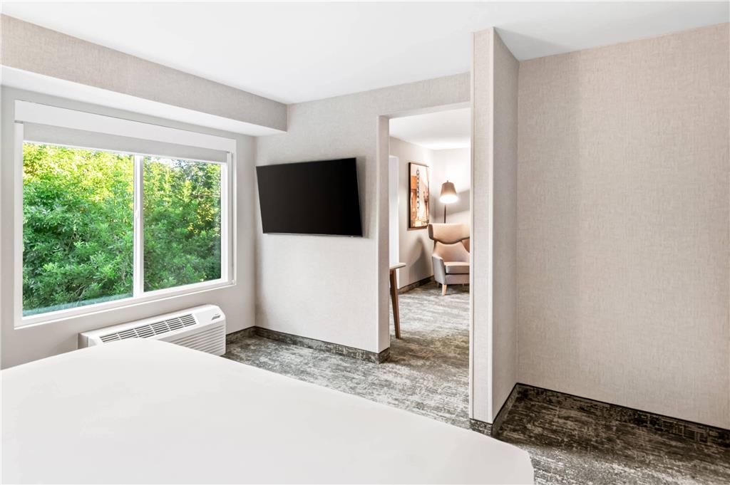 Radisson Hotel Portland Airport - photo 31