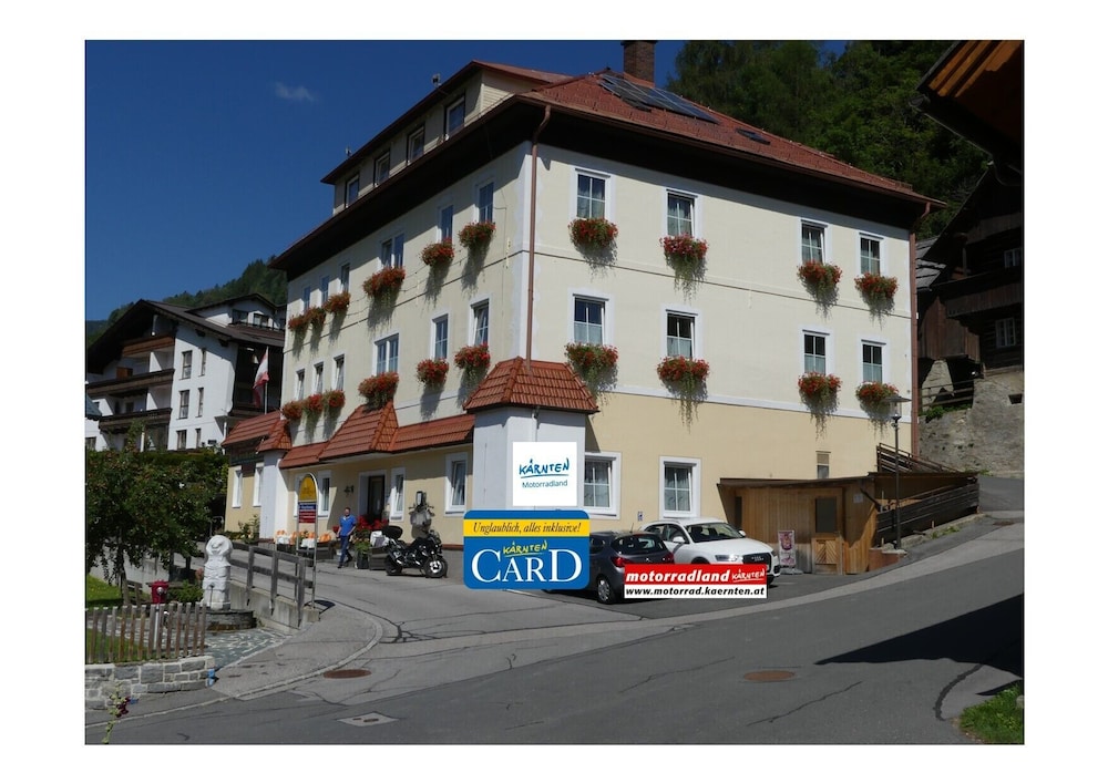 Hotel Kirchenwirt - carbon neutral hotel in Bad Kleinkirchheim