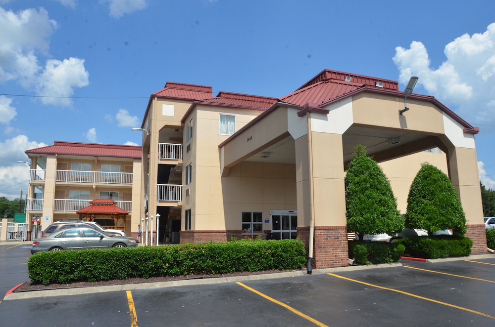 Days Inn by Wyndham Nashville Airport - photo 30