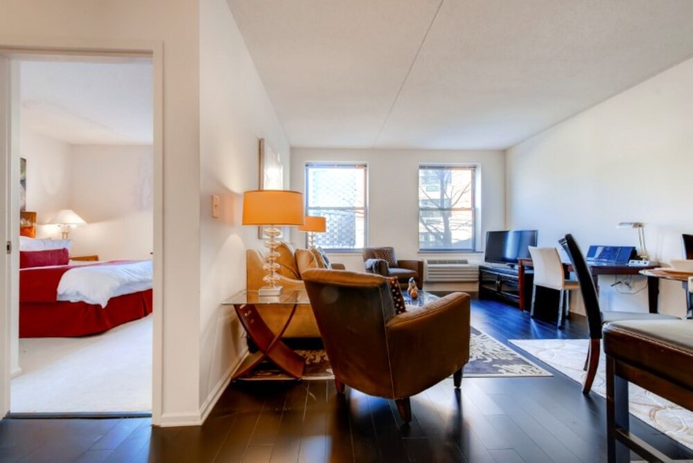 Global Luxury Suites At Chancery - photo 13