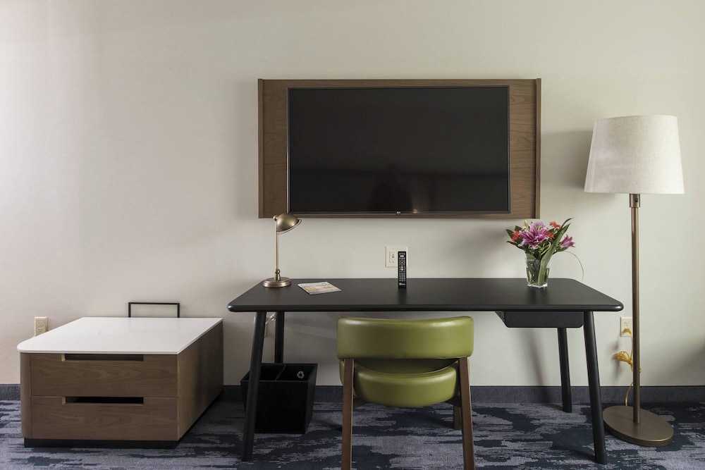 Fairfield Inn & Suites by Marriott Philadelphia Valley Forge Great Valley - photo 14