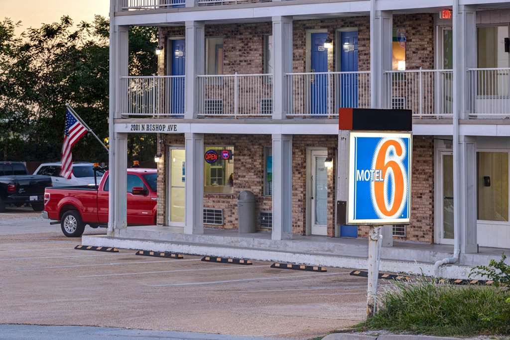 Motel 6 Rolla MO - featured photo